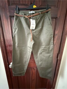 Zara Men's Olive Green Relaxed Chinos with Braided Belt